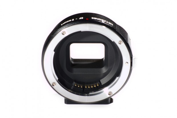 Smart-Adapter f&uuml;r Canon-Objektive an Sony-NEX-Kameras (Bild: Conurus/Metabones)